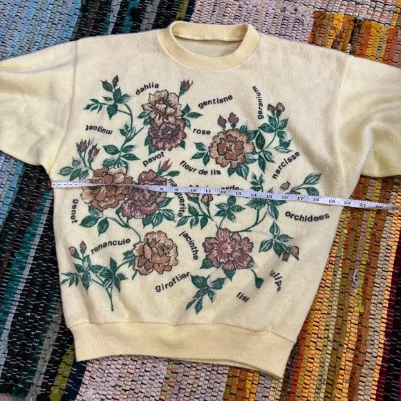 Vintage Floral Yellow Sweater Women’s Size Small Granny-Core Cottage-Core Sunny - Picture 3 of 8
